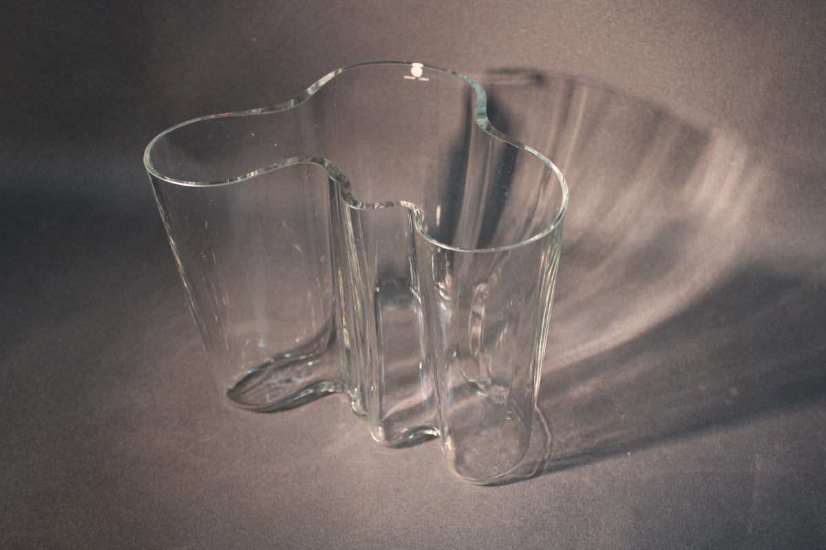 Alvar Aalto design maljakko kirkas Iittala