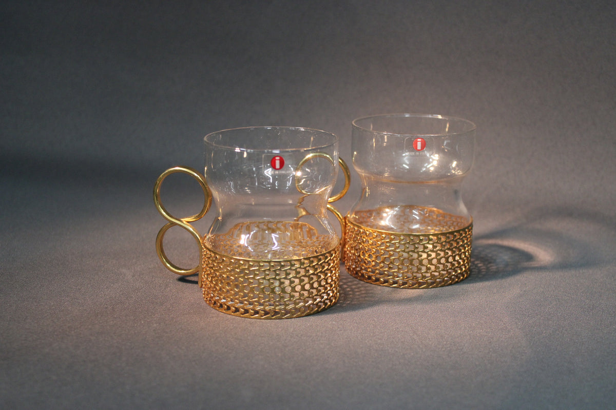 Timo Sarpanevan suunnittelema Tsaikka-lasi, Iittala