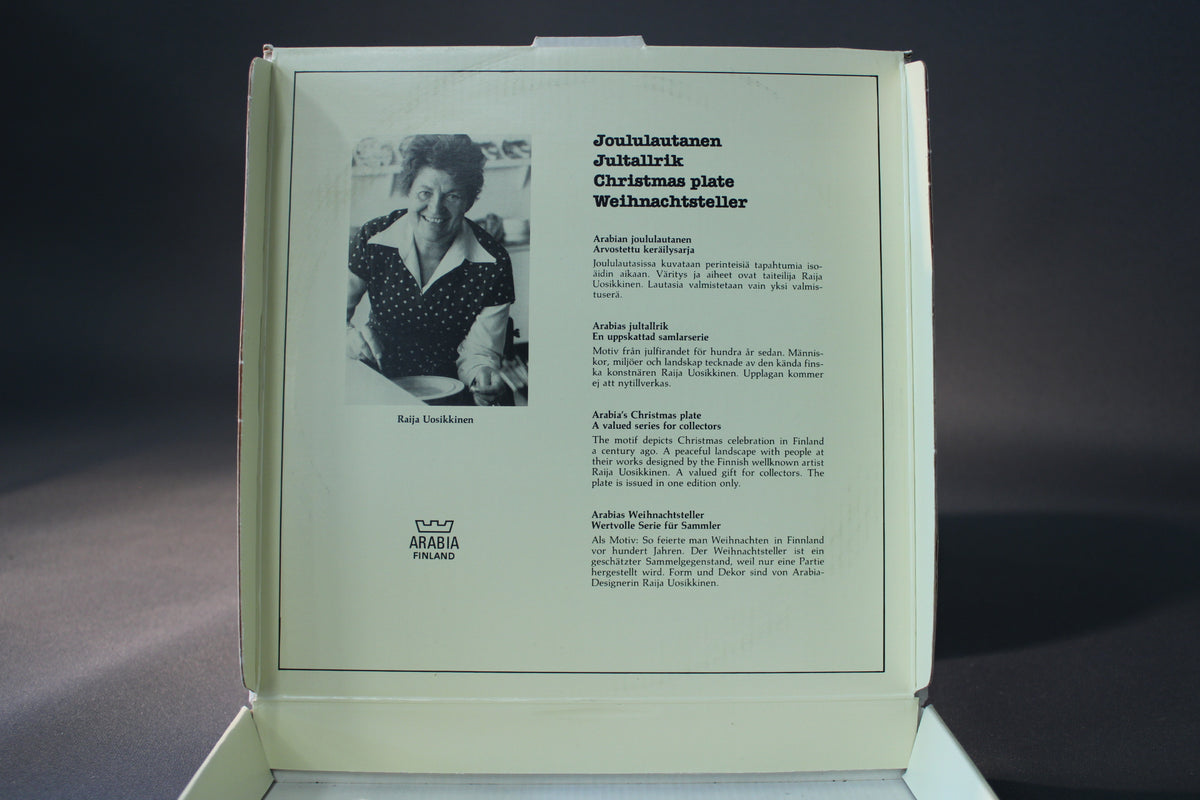 Arabia joululautanen 1982 – Raija Uosikkinen, alkuperäinen laatikko