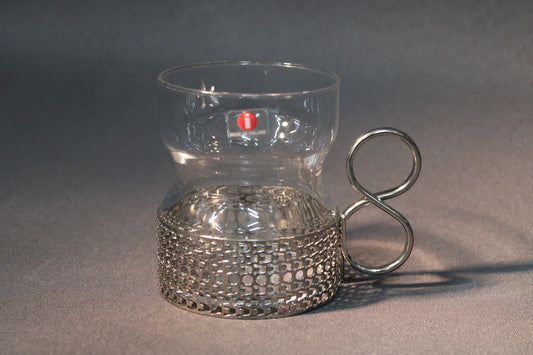 Iittala Tsaikka juomalasi metallikehikolla, Timo Sarpaneva