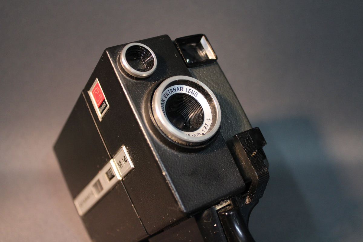 Kodak Instamatic M14 Super 8映画カメラのEktanarレンズ